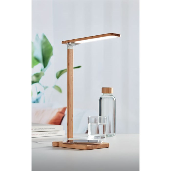 NEAT LIGHT - Bureaulamp met oplader 15W